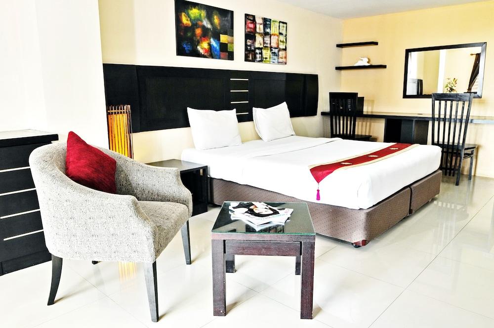 Grand Marina Residence Hotel Ban Laem Chabang Exterior foto