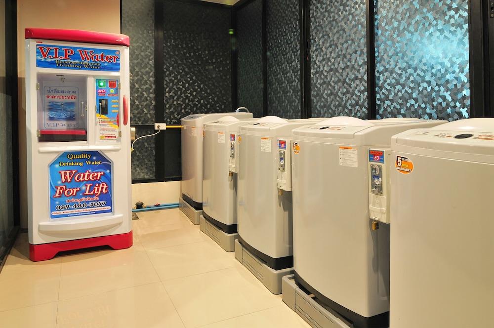Grand Marina Residence Hotel Ban Laem Chabang Exterior foto