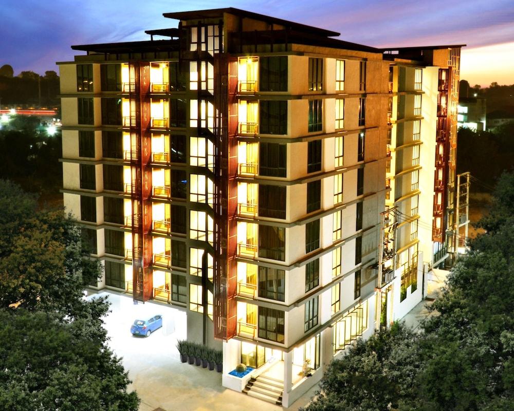 Grand Marina Residence Hotel Ban Laem Chabang Exterior foto